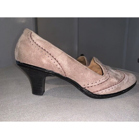 Söfft Womens Tan Suede Leather Upper Heels Size 7M With Decorative Insole - Picture 5 of 8